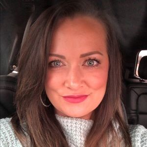 Meet your Posher, Tinlee